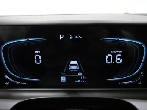 Used 2025 Kia Seltos S FWD image 14