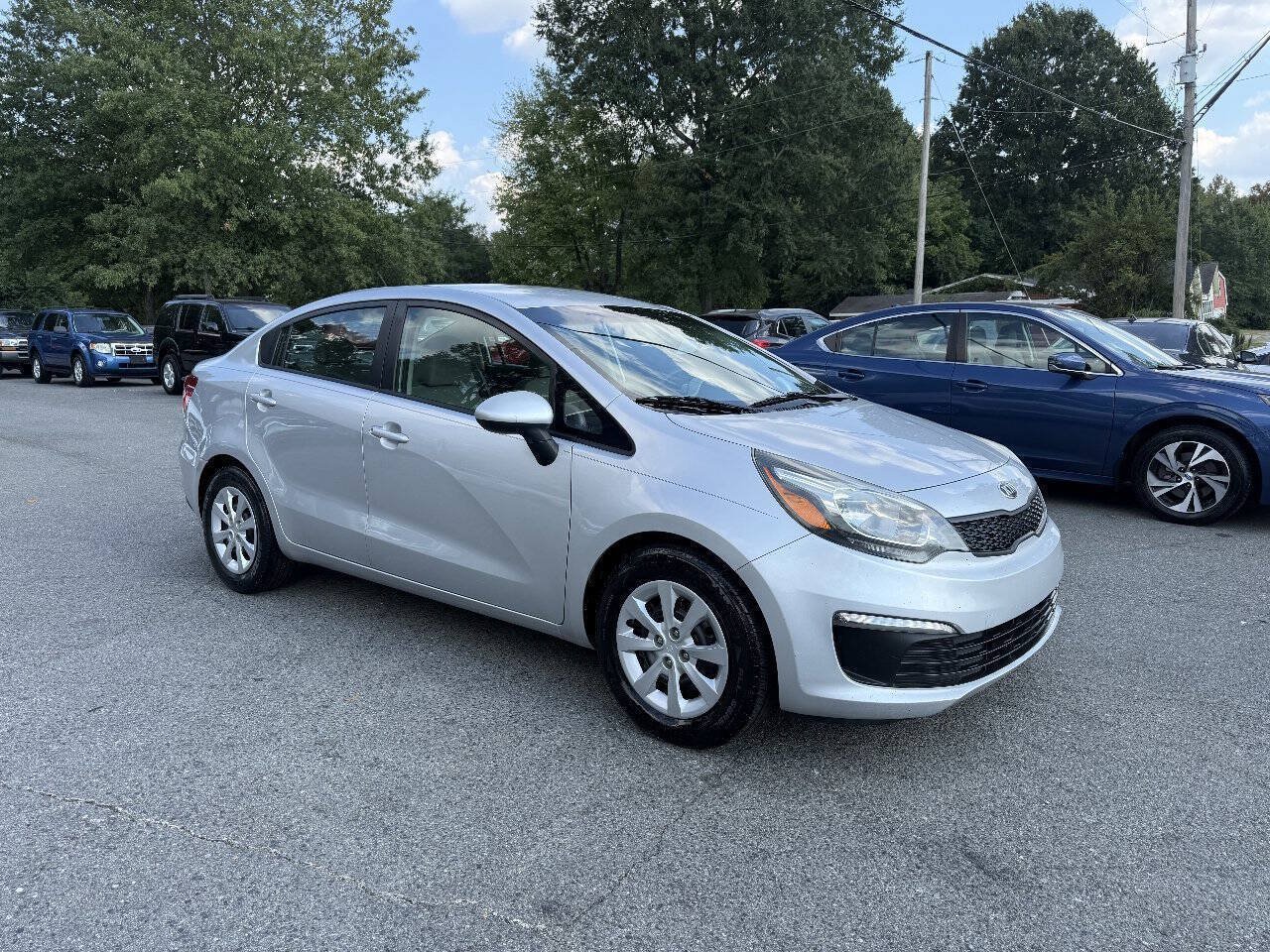 Used 2016 Kia Rio LX FWD image 4