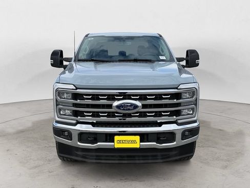 Certified 2025 Ford F350 Lariat w/ FX4 Off-Road Package AWD/4WD image 8