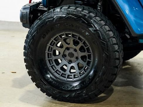 Used 2020 Jeep Wrangler Unlimited Rubicon AWD/4WD image 10