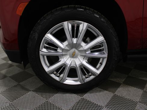 Used 2021 Chevrolet Tahoe High Country w/ Premium Package image 39