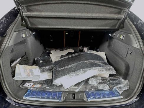 New 2025 Jaguar F-PACE R-Dynamic S image 26