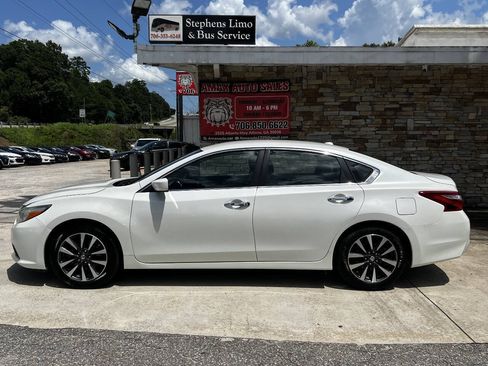Used 2016 Nissan Altima 2.5 SV FWD image 3