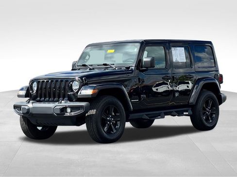 Used 2023 Jeep Wrangler Unlimited Sahara AWD/4WD image 3