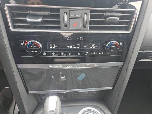 Used 2024 Nissan Armada SL w/ Midnight Edition Package image 21