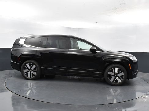 New 2026 Hyundai Ioniq 9 SEL image 5