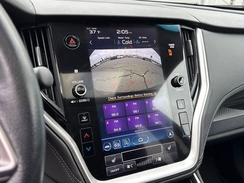 Used 2022 Subaru Outback Premium image 19