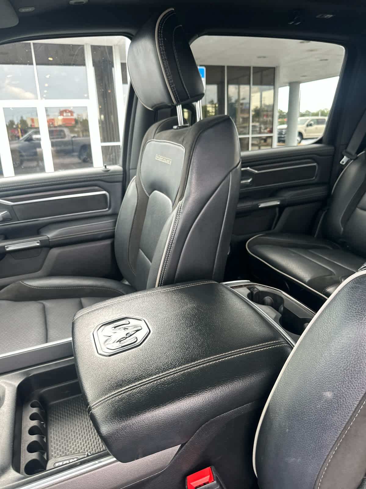 Used 2025 RAM 1500 Laramie w/ Advanced Safety Group II AWD/4WD image 26