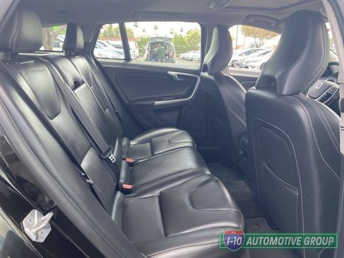 Used 2018 Volvo V60 T5 Dynamic w/ Vision Package FWD image 15
