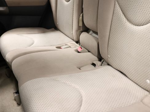Used 2007 Toyota RAV4 2WD image 36