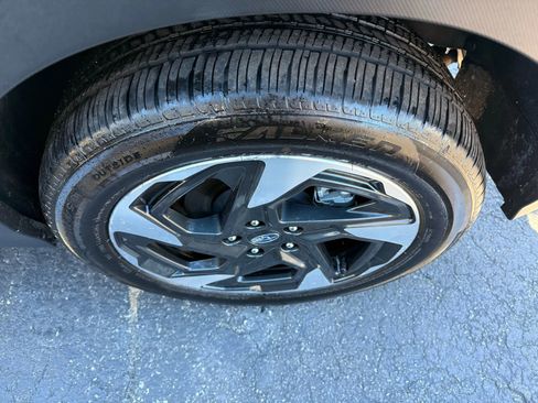 Used 2024 Subaru Crosstrek 2.5i Limited w/ Crosstrek Mirror Package image 42