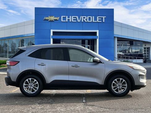 Used 2021 Ford Escape SE w/ Convenience Package image 5