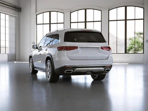 Certified 2022 Mercedes-Benz GLS 450 4MATIC image 28