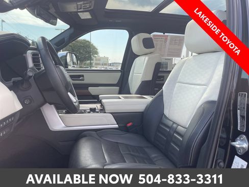Used 2023 Toyota Tundra Capstone AWD/4WD image 31