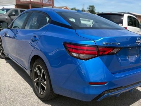Used 2024 Nissan Sentra SV FWD image 22