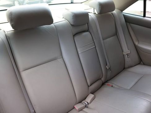 Used 2006 Toyota Camry LE image 17