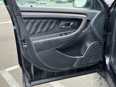 Used 2014 Ford Taurus Limited w/ Equipment Group 301A image 7