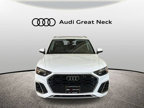 Used 2023 Audi Q5 2.0T Premium w/ Convenience Package AWD/4WD image 19