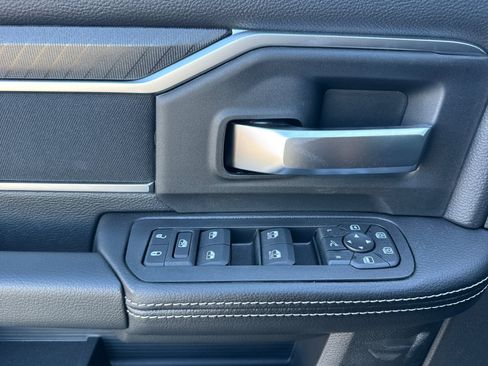 New 2026 RAM 3500 Big Horn AWD/4WD image 10