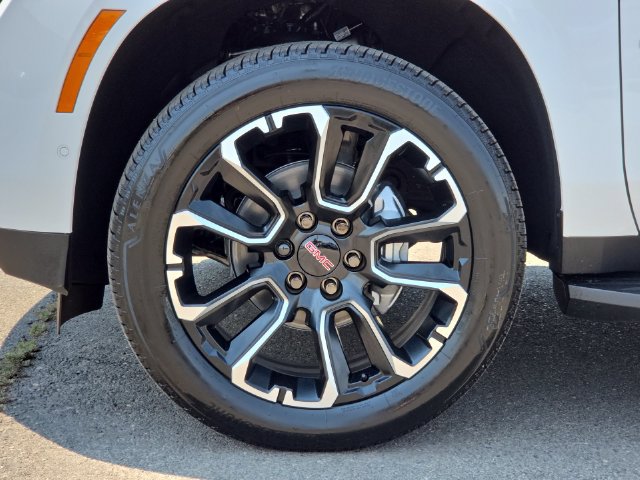 New 2026 GMC Yukon Elevation AWD/4WD image 22