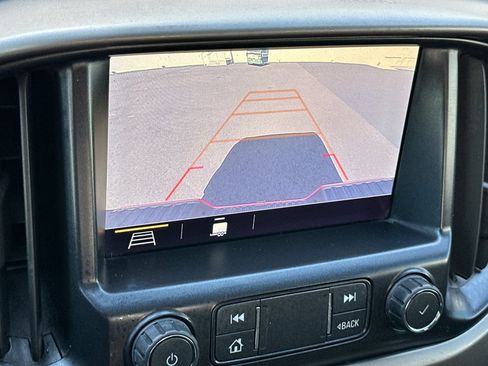 Used 2019 Chevrolet Colorado Z71 AWD/4WD image 26
