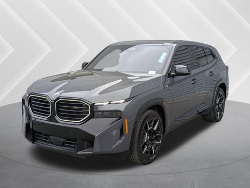 Used 2025 BMW XM AWD/4WD image 1