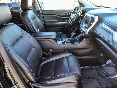 Used 2019 GMC Acadia SLT image 16