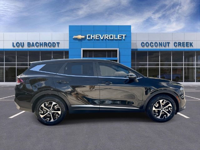 Used 2023 Kia Sportage EX FWD image 9