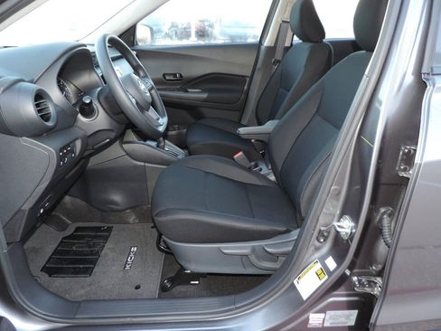 New 2025 Nissan Kicks Play S w/ Interior Electronics Package image 16
