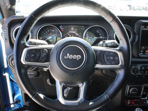 Used 2021 Jeep Wrangler Unlimited Rubicon 4xe w/ Cold Weather Group AWD/4WD image 20