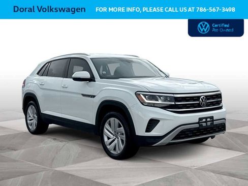 Used 2023 Volkswagen Atlas Cross Sport SE image 2