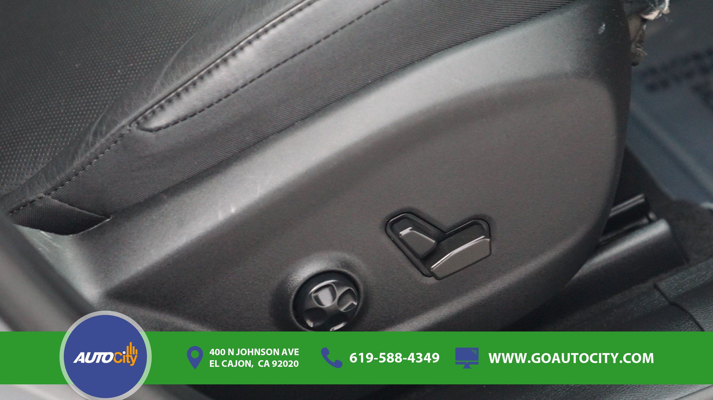 Used 2021 Jeep Cherokee Limited w/ Elite Package FWD image 16