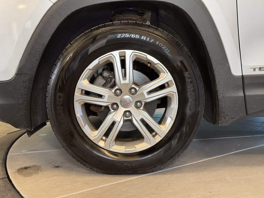 Used 2020 GMC Terrain SLE AWD/4WD image 24