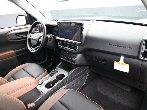 New 2025 Ford Bronco Sport Outer Banks w/ Outer Banks Tech Package+ AWD/4WD image 25