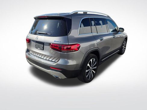 Used 2021 Mercedes-Benz GLB 250 4MATIC image 5