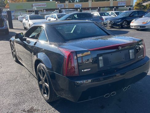 Used 2004 Cadillac XLR image 36