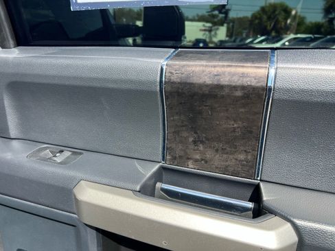 Used 2022 Ford F250 Lariat w/ Lariat Value Package image 47