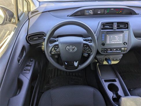 Used 2019 Toyota Prius LE image 15