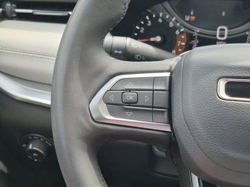 Used 2025 Jeep Compass Limited AWD/4WD image 14