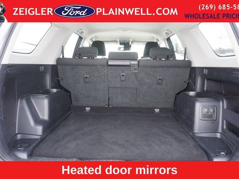 Used 2024 Toyota 4Runner TRD Off-Road image 10