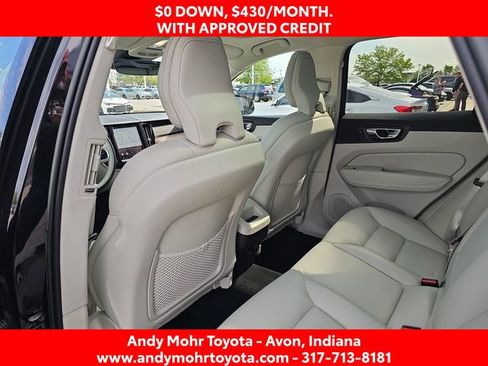 Used 2022 Volvo XC60 B5 Momentum w/ Climate Package AWD/4WD image 28