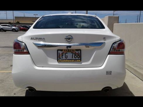 Used 2015 Nissan Altima 2.5 S w/ Power Driver Seat Package image 5