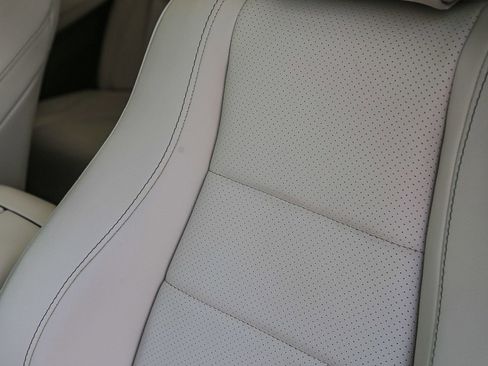 Used 2024 Mercedes-Benz GLE 450 4MATIC image 23