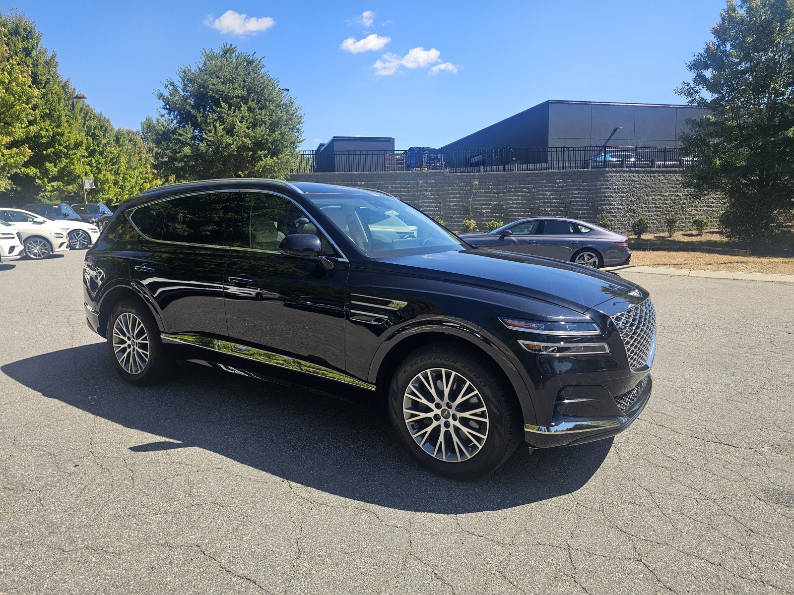 Used 2024 Genesis GV80 2.5T AWD/4WD image 3
