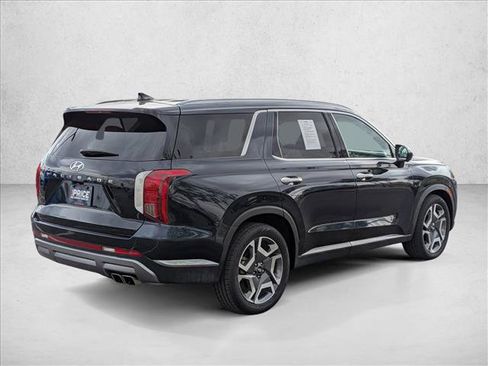Used 2024 Hyundai Palisade Limited FWD image 5