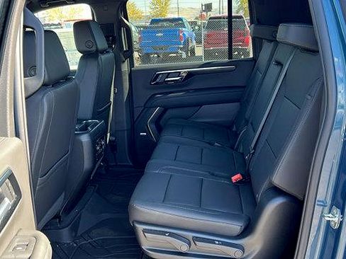 New 2026 Chevrolet Suburban LT w/ Comfort Package image 16