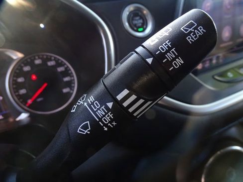 Used 2019 Chevrolet Blazer LT image 13