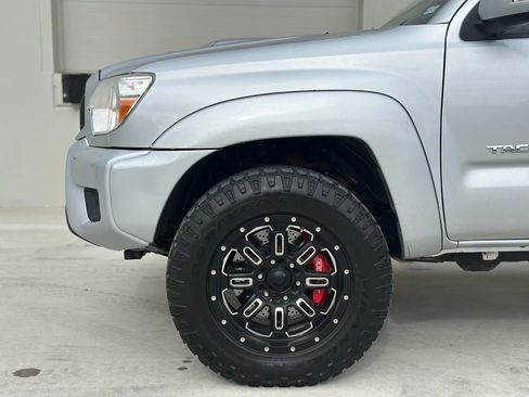 Used 2012 Toyota Tacoma 4x4 Double Cab w/ TRD Sport Pkg image 29