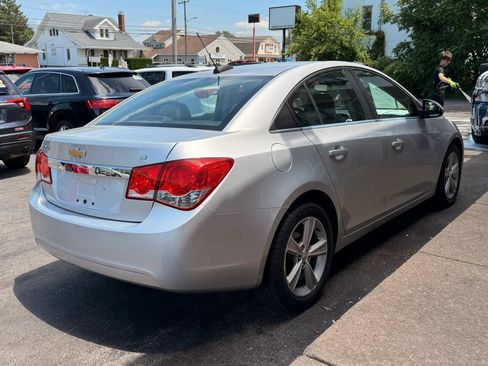 Used 2015 Chevrolet Cruze LT FWD image 4