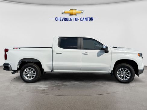 Used 2026 Chevrolet Silverado 1500 LT AWD/4WD image 4